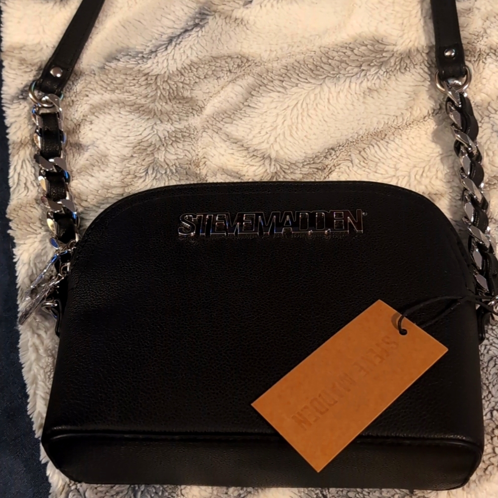 Steve Madden black shoulder bag